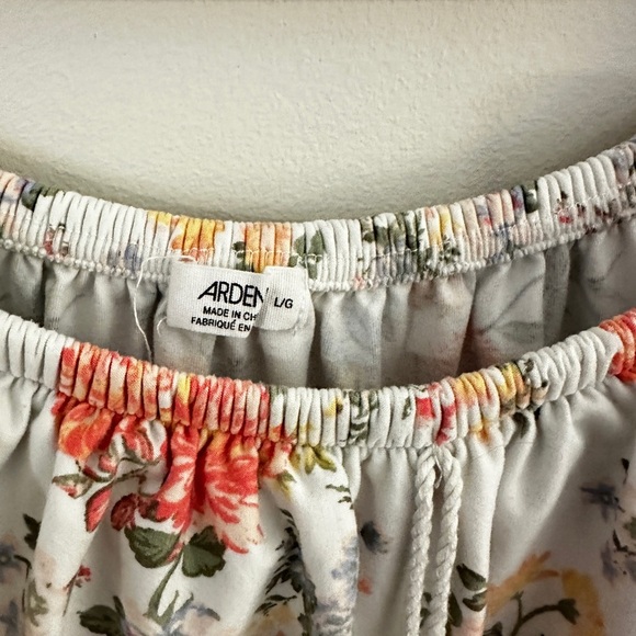 Ardene Off Shoulder Floral Romper - Picture 2 of 3